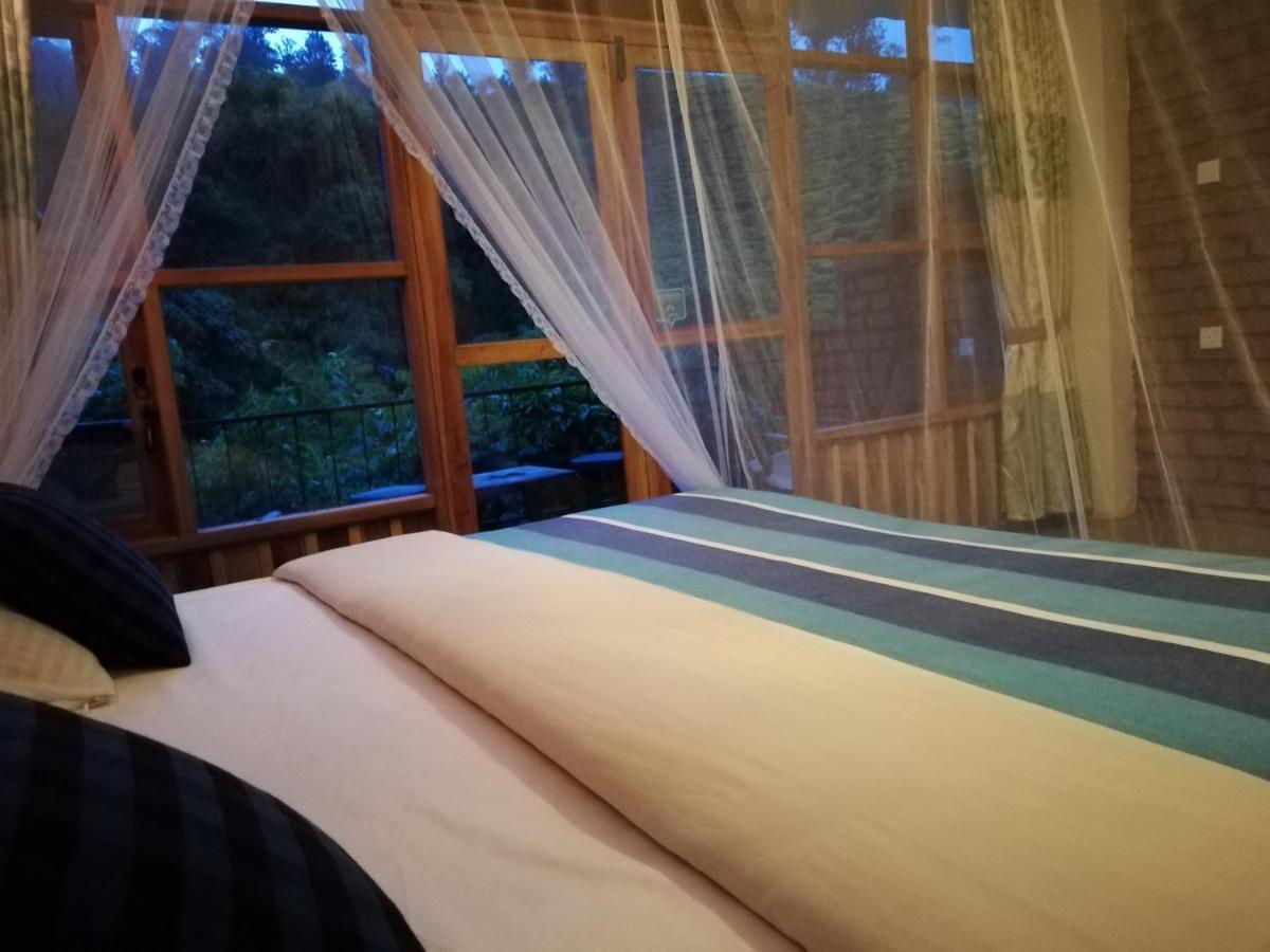 Ayubo Ella - Bed & Breakfast Eksteriør billede